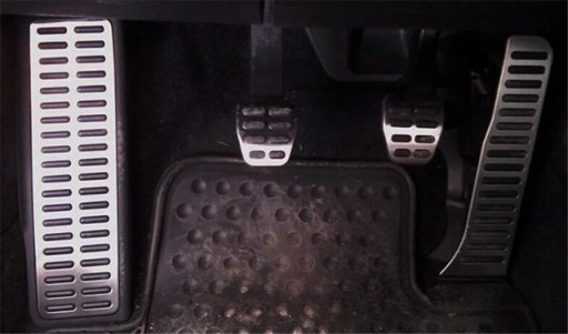 Podstopnica spocznik VW Volkswagen Golf 5 03- 2009