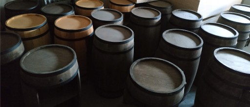 Деревянный шкаф-бочка - мини-бар - LED-бар