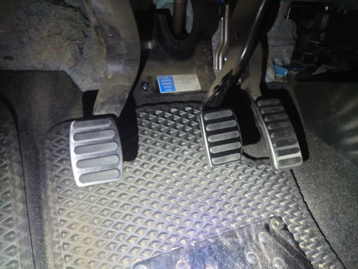 Nakładki na pedały Suzuki SX4 2006 - 2014