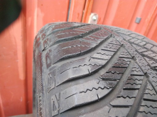 Goodyear Vector 4Seasons 195/55 R15 5,8 мм