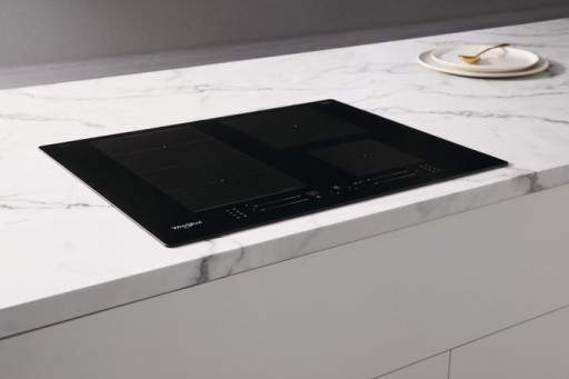 Индукционная варочная панель Whirlpool WBB 8360NE, черный, стекло