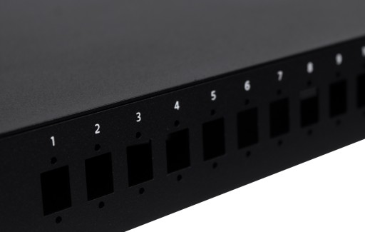 19-дюймовая оптоволоконная распределительная коробка 1U 12xSC Duplex