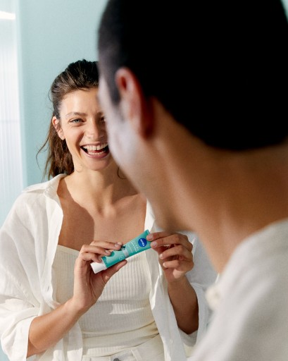 NIVEA Derma Skin Clear Отшелушивающий ночной пилинг, 40 мл