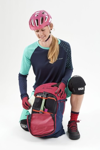 Женский рюкзак VAUDE Alpin 29L Вентилируемая спинка.