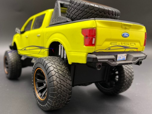 Ford F150 Lariat Crew Cab в масштабе 1:24, Motormax 79146