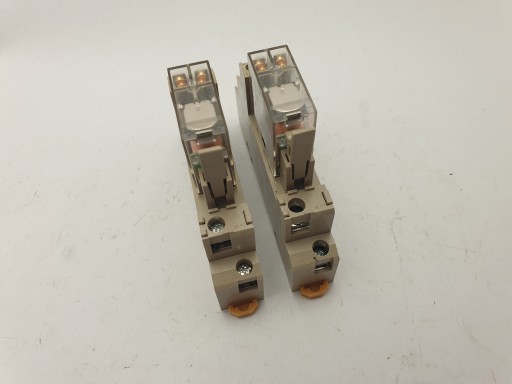 Реле OMRON G2R-SND-AP3 24 В постоянного тока 2xtor + P2RF-08-E