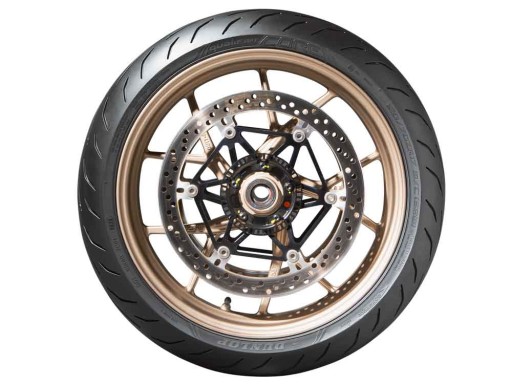 Dunlop Qualifier Core 120/70ZR17 СВЕЖИЙ НОВЫЙ