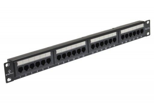 Patch panel 24 porty RACK 19