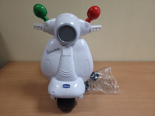 Jeździk Chicco 821360 Biały VESPA PRIMAVERA ITALIA