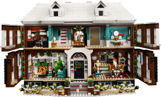 LEGO Ideas 21330 — Один дома
