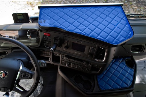 Стол с центральной полкой новый Scania S и R 2017 г.