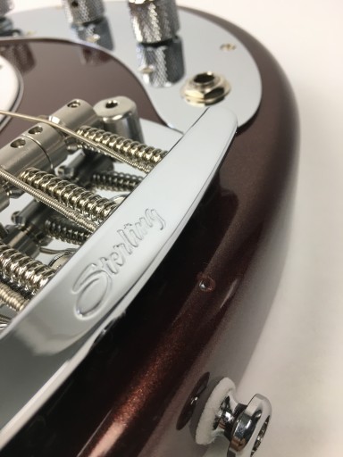 Sterling от Music Man StingRay Short Scale DCP Ex демо (Ray SS)