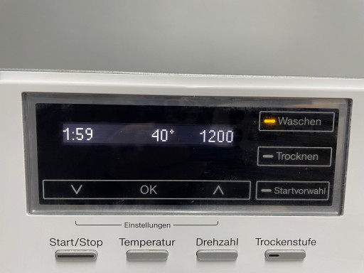 Стирально-сушильная машина Miele PowerWash2.0 и TwinDos WTH720 WPM GW