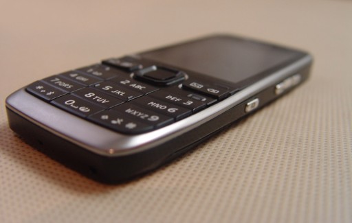 Мобильный телефон Nokia E52 128 МБ/1 ГБ 3G черный