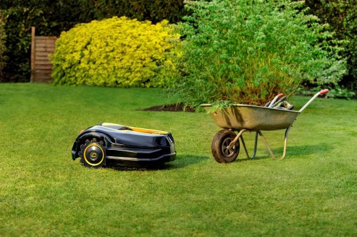 CUB CADET ROBOT АВТОМАТИЧЕСКАЯ Газонокосилка 1000 м2 BLDC