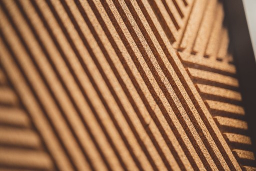 Designerski BIAŁY panel korkowy 3D STRIPE