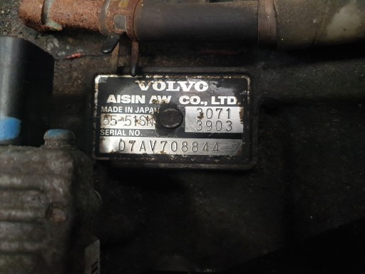 КОРОБКА ПЕРЕДАЧ VOLVO S60 V70 XC70 OE 30713903