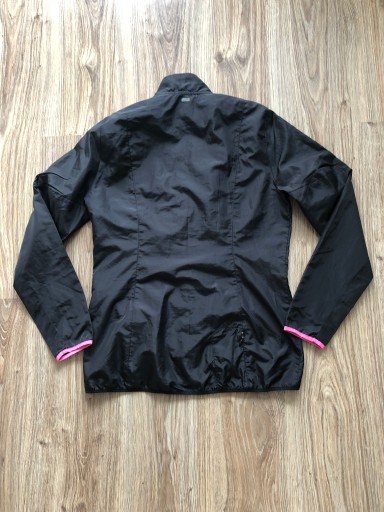 Женская куртка ADIDAS, размер 38/40.