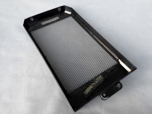 КРЫШКА КОРПУСА РАДИАТОРА SUZUKI VL 1500 INTRUDER C90 C90T