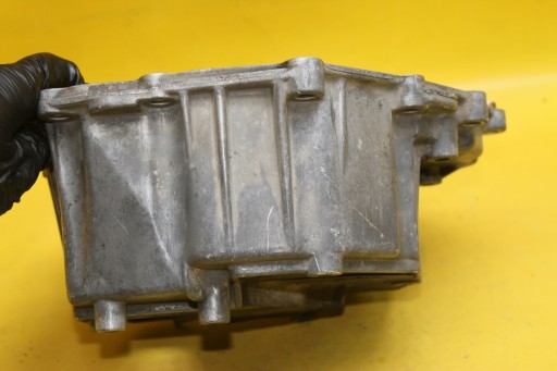 ЧАШКА, КРЫШКА ТРАНСМИССИИ A4 B6 3.0 B 01J301212F