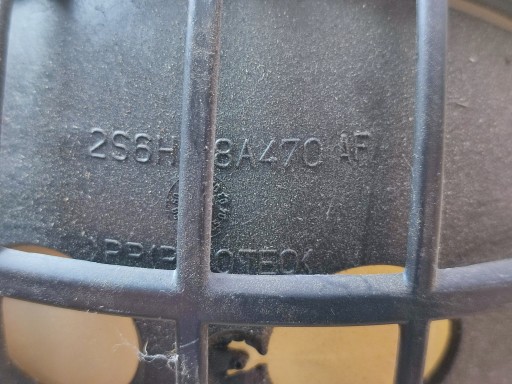TUNEL Z KLAPKĄ ZAMYKANIA NAWIEWU FORD FIESTA MK6 2S6H18C333D