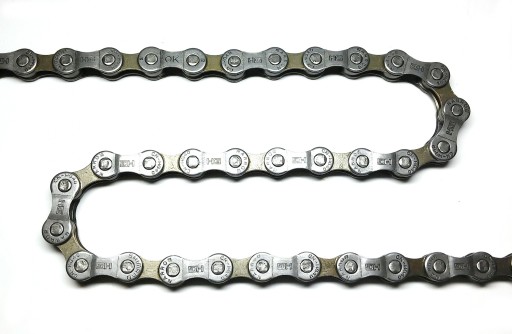Велосипедная цепь Shimano CN-HG40 114 звеньев 6 7 8 скоростей