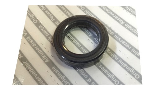 Сальник коробки передач камина FIAT DUCATO 2,3D 2,2D 06-23 9655315780