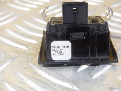 ДАТЧИК СОЛНЕЧНОГО СВЕТА VW PASSAT B8 3G0907451B