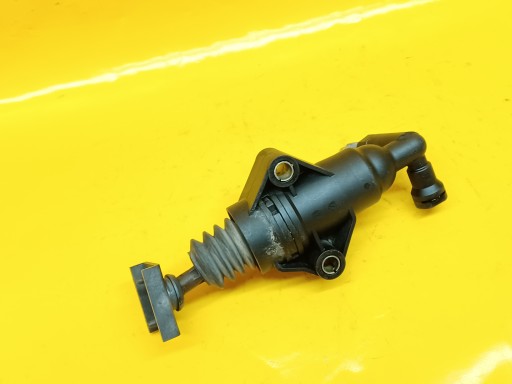 ШЕСТЕРНЯ СЦЕПЛЕНИЯ AUDI A3 8L 98-05 1J0721261F