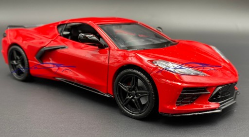 Chevrolet Corvette C8 2020 красный 1:24 Motormax 79360