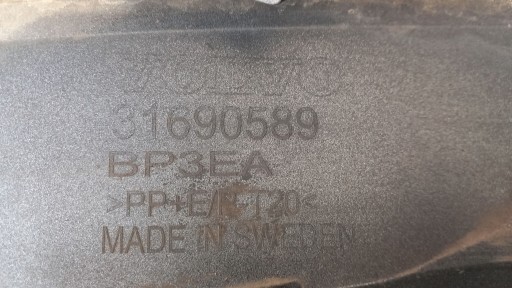 Volvo V60 S60 II III 18-> решетка переднего бампера PDC 31690589 BYDGOSZ