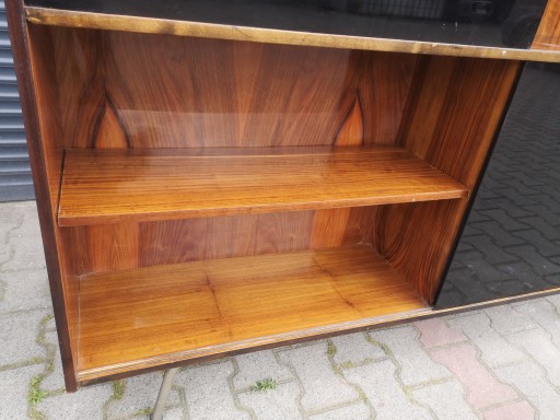 Веб-сайт Лейковского в винтажном дизайне PRL Mid Century