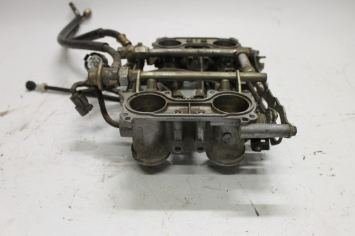 HONDA VFR 800 V-TEC 02-12 (04r) PRZEPUSTNICE WTRYSKI przepustnica
