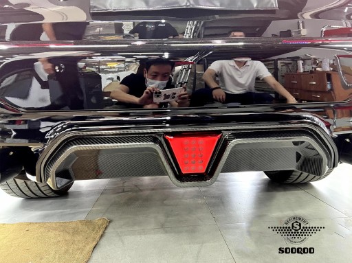 Карбоновый диффузор Задний спойлер BMW F90 CS Style LED