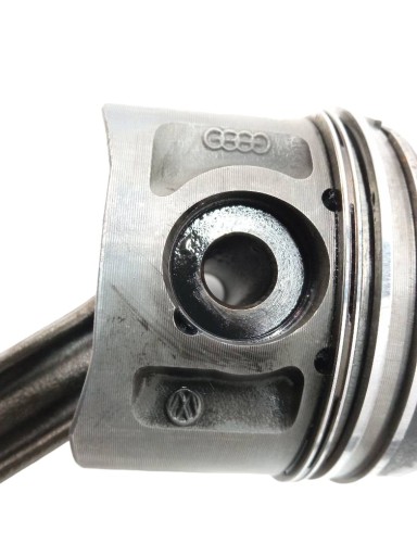 ПОРШЕНЬ ШАТУННЫЙ 7948028N 2.4 D Volkswagen Transporter IV (1990-2003) T4