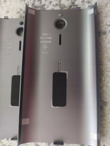 ОРИГИНАЛЬНЫЙ АЛЮМИНИЕВЫЙ ПОЛ NOKIA 230 СЕРЕБРЯНЫЙ