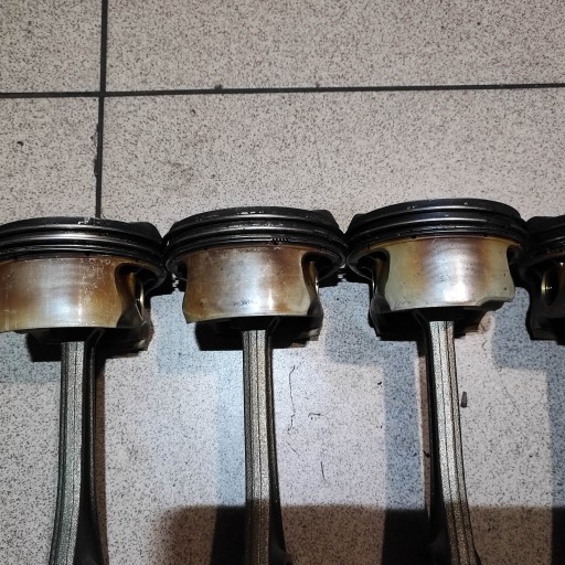 ПОРШЕНЬ ПОРШНИ КОЛЕНАТ AUDI A6 C6 S6 A8 S8 D3 5.2 V10