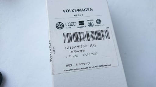 RĄCZKA + UCHWYT OTWIERANIA MASKI SKODA OCTAVIA II
