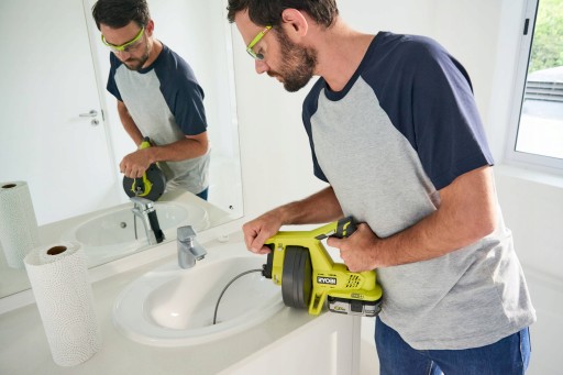 RYOBI R18DA АККУМУЛЯТОРНЫЙ ПРОЧИСТИТЕЛЬ ТРУБ 18 В + 2 Ач.