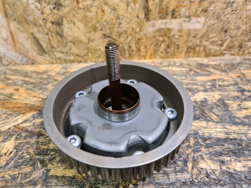 Koło faz A18XER 1.8 INSIGNIA 55567048