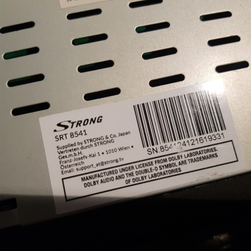 Тюнер-декодер DVB-T2 HEVC — STRONG SRT8541