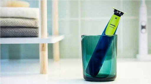 Philips Oneblade First Shave QP2515/16 Бритва для волос Подарочный триметр
