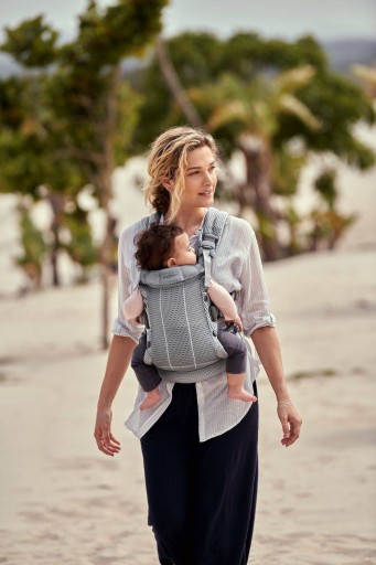 ПЕРЮЗИНКА HARMONY 3D СЕТКА СЕРЕБРЯНАЯ BABYBJORN