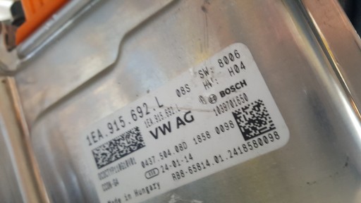 Зарядный модуль VW ID4 ID5 AUDI Q4 e-tron 1EA915692L 1EA915685Q 89A915000