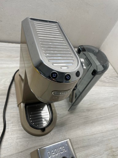 De'Longhi Dedica Metallics EC785.BG 1300 Вт эспрессо-машина с портафильтром