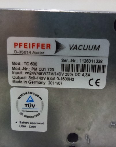 КОНТРОЛЛЕР НАСОСА PFEIFFER VACUUM TC 600 PM C01 720