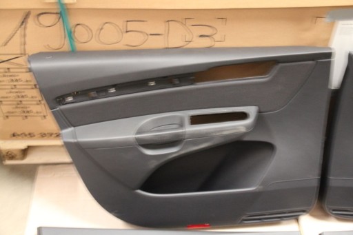 ОБИВКА БОКОВИН ДВЕРЕЙ VW SHARAN II, ЛЮБАЯ