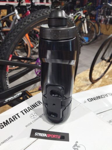 Бутылка для воды FIDLOCK TWIST 800 мл, прозрачная черная