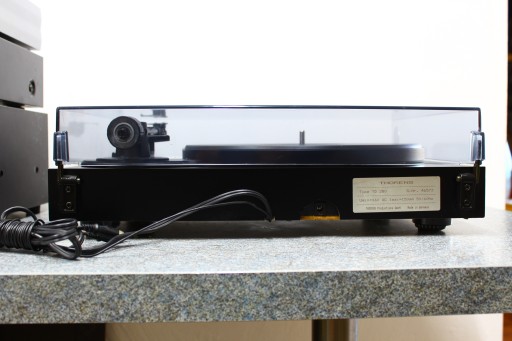Проигрыватель проигрывателя Thorens TD 280 MKII Yamaha MC-9