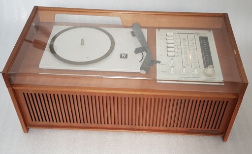 NORDMENDE PHONOSUPER 2004 РАДИО ПРОИГРЫВАТЕЛЬНЫЙ столик